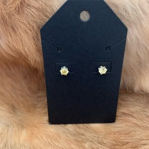 Yellow stone earrings